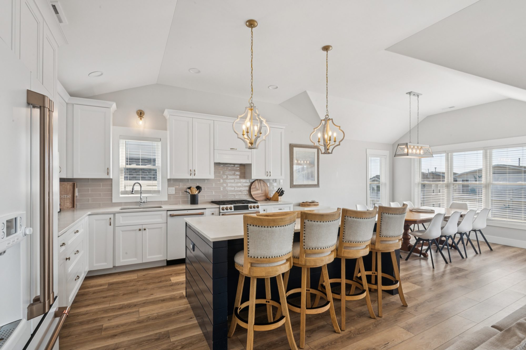 Sunrise, Sunset, Kitchen