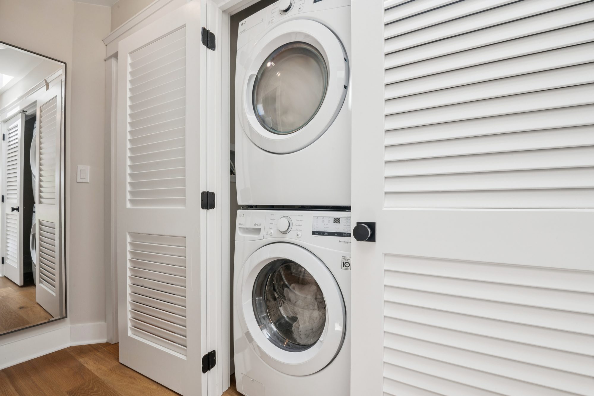 Ocean Panorama, Laundry