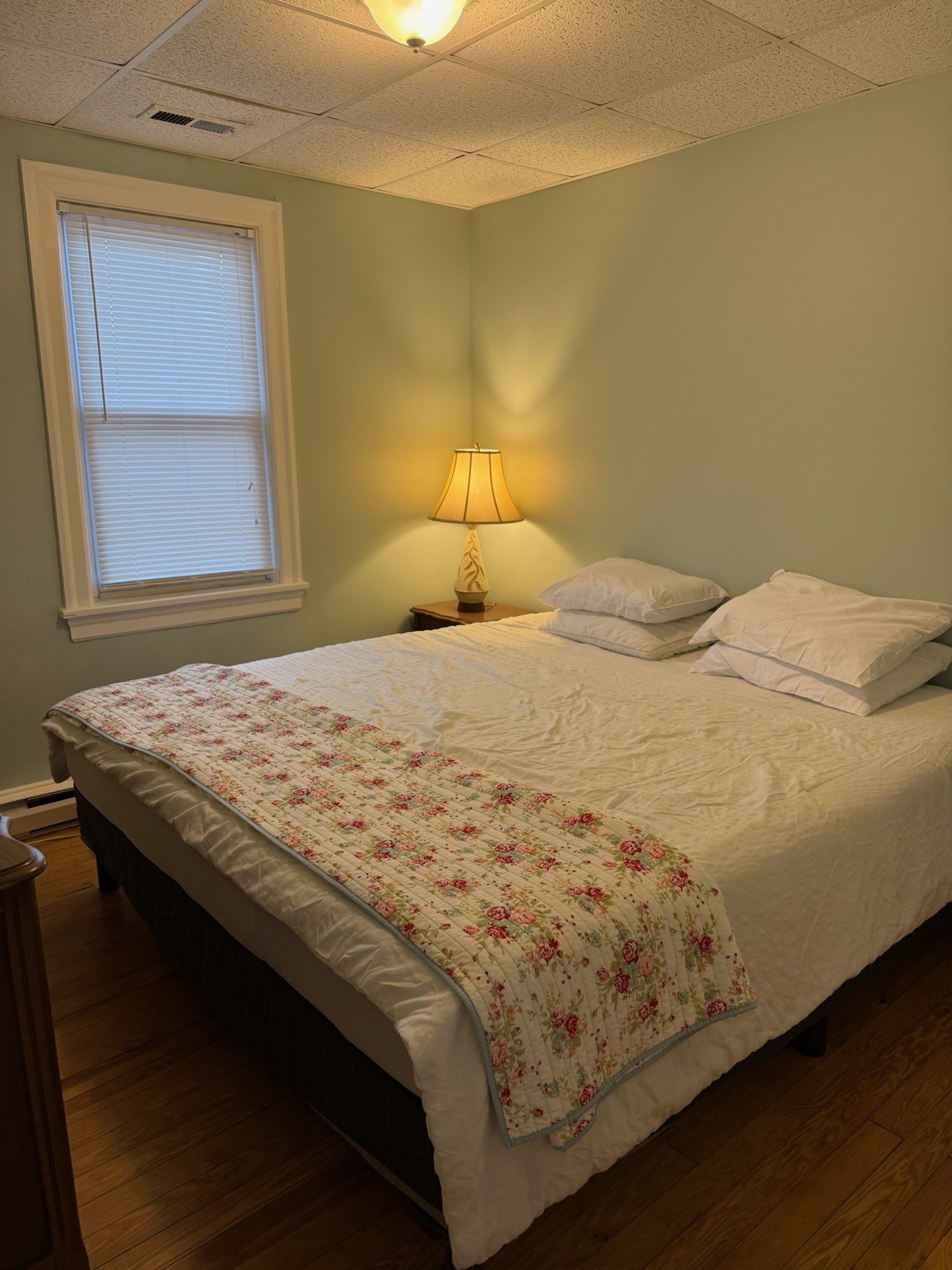 Corinthian Salt, Bedroom 1