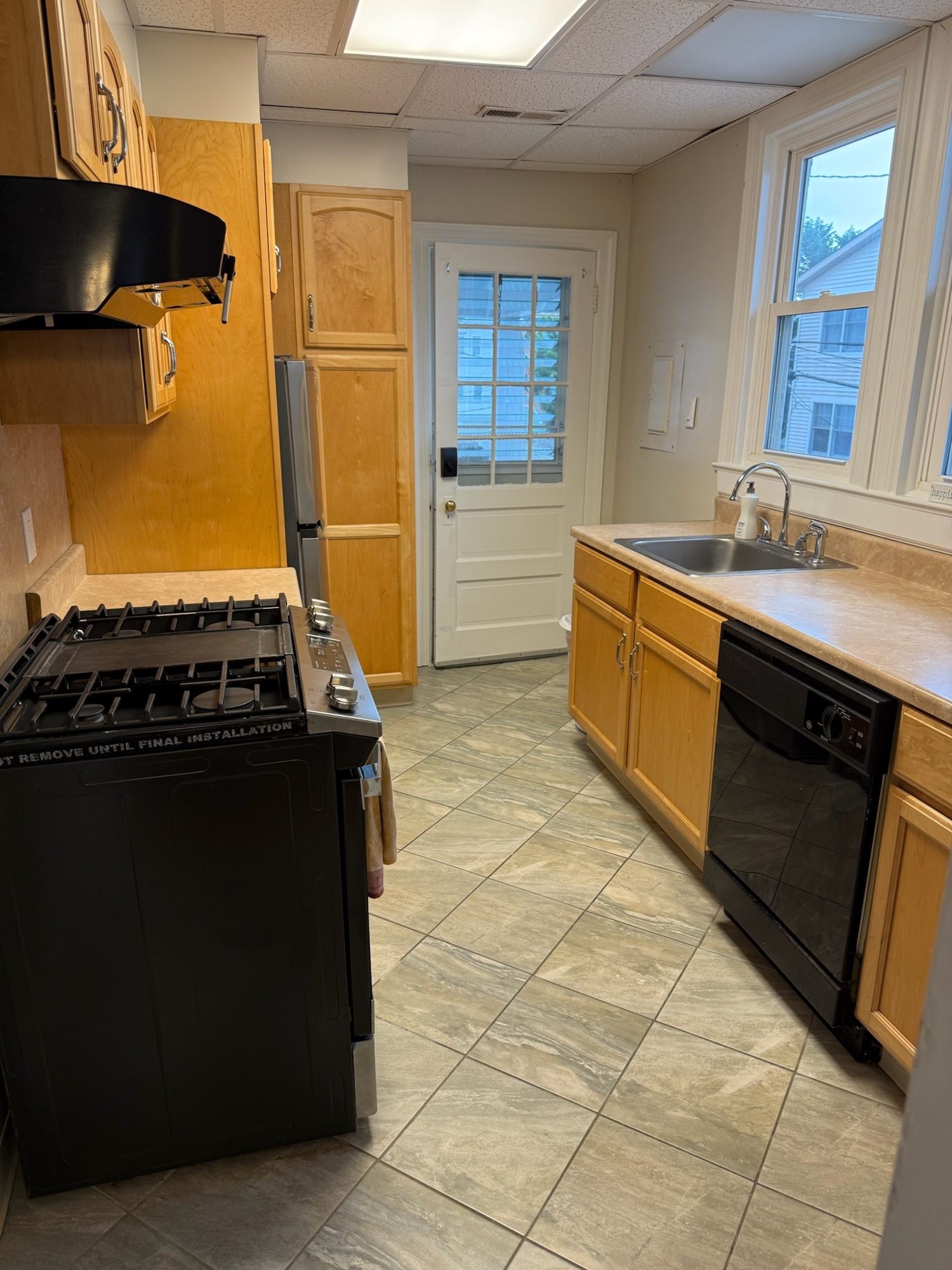 Corinthian Salt, Kitchen