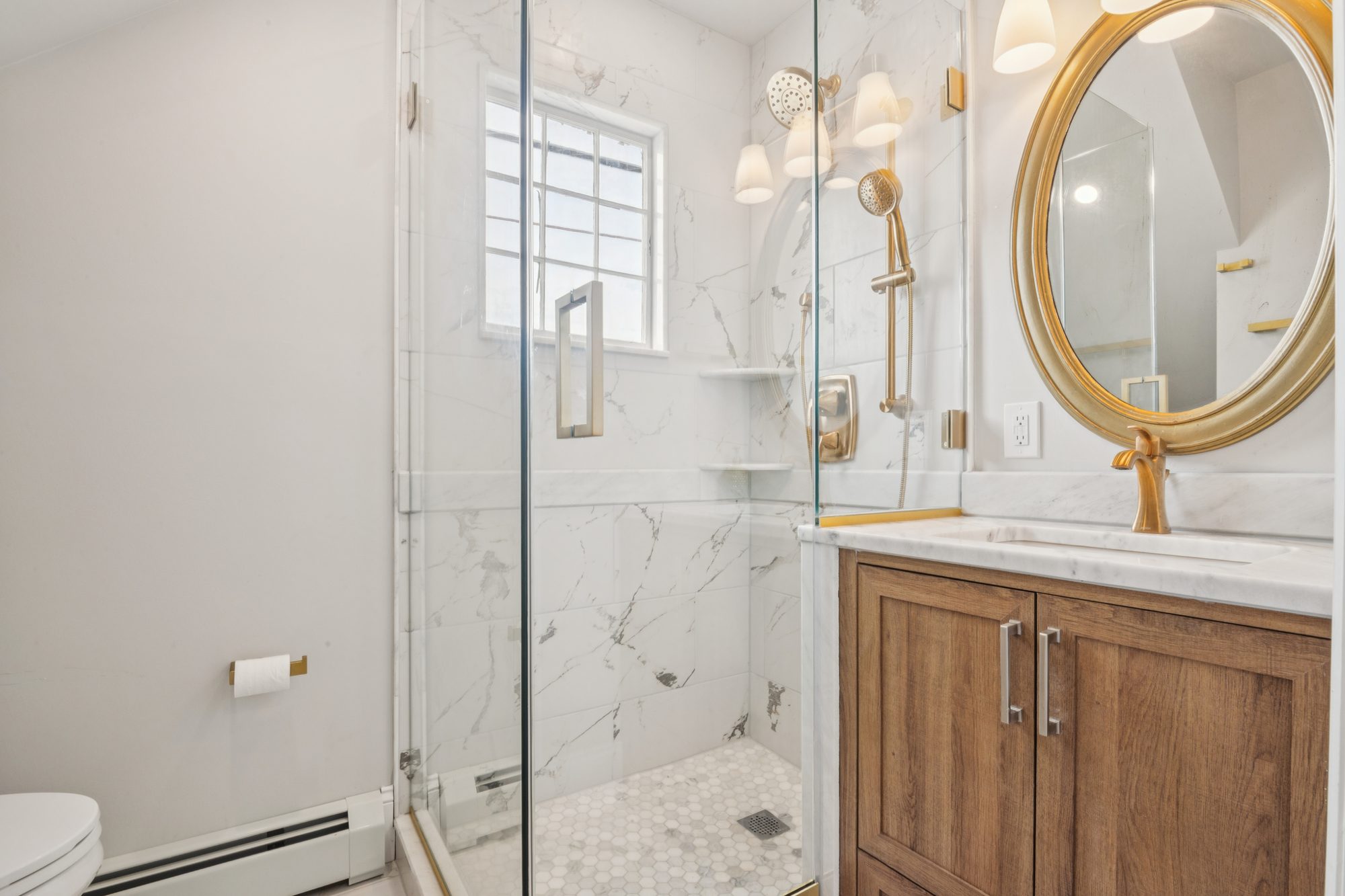 Catherine's Cottage, Bathroom