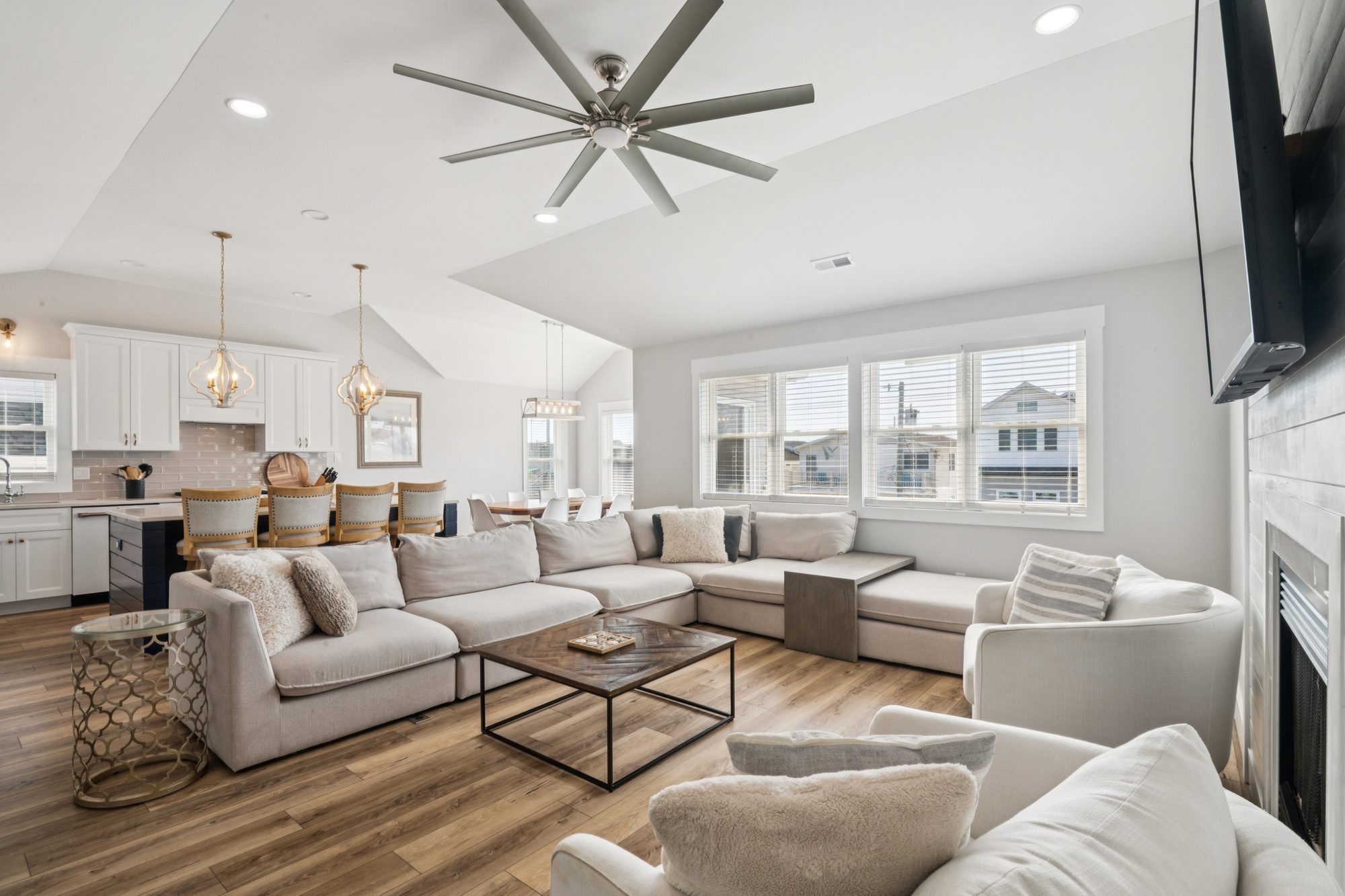 Sunrise, Sunset, Living Area