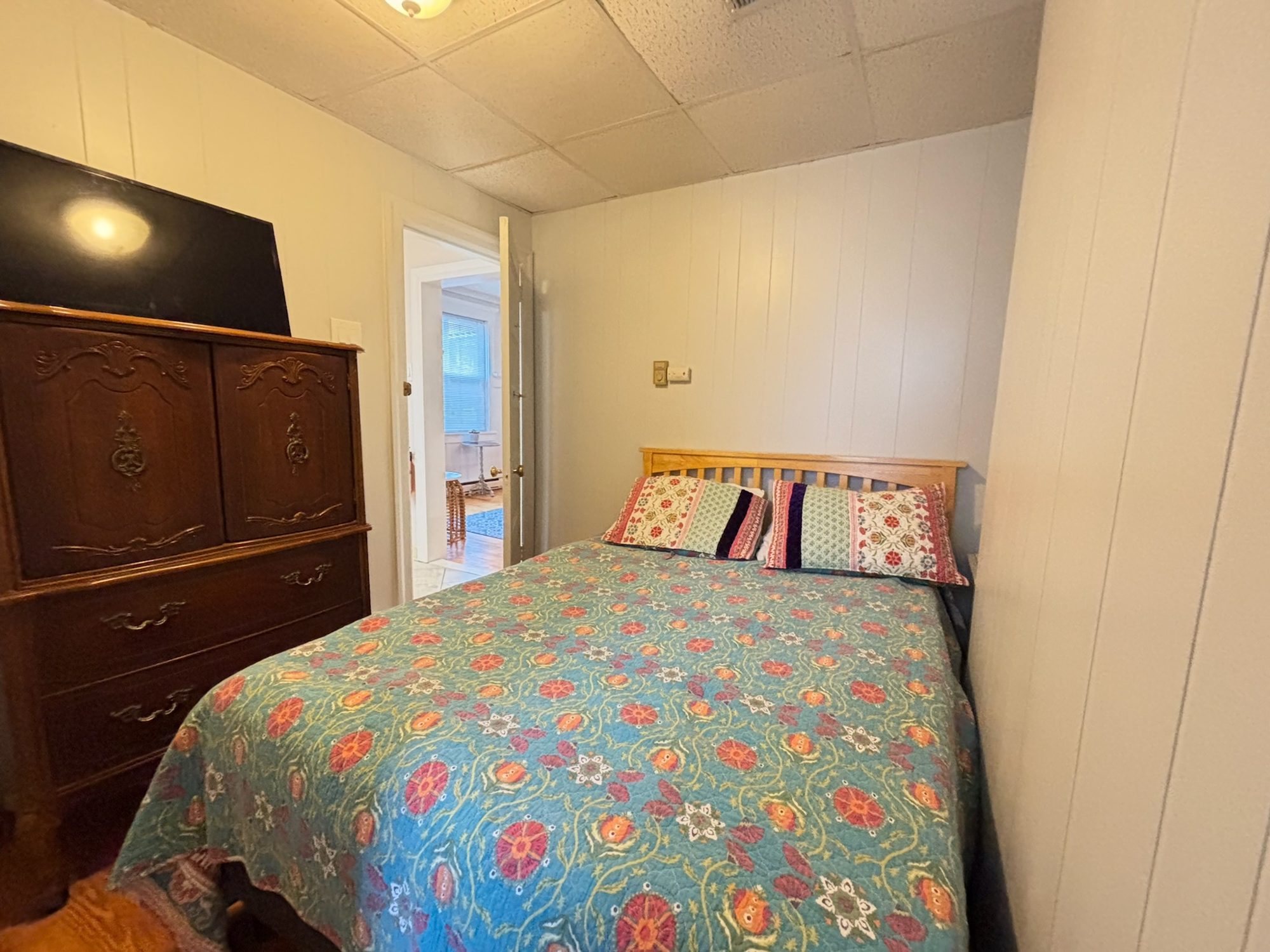 Corinthian Sand, Bedroom 2
