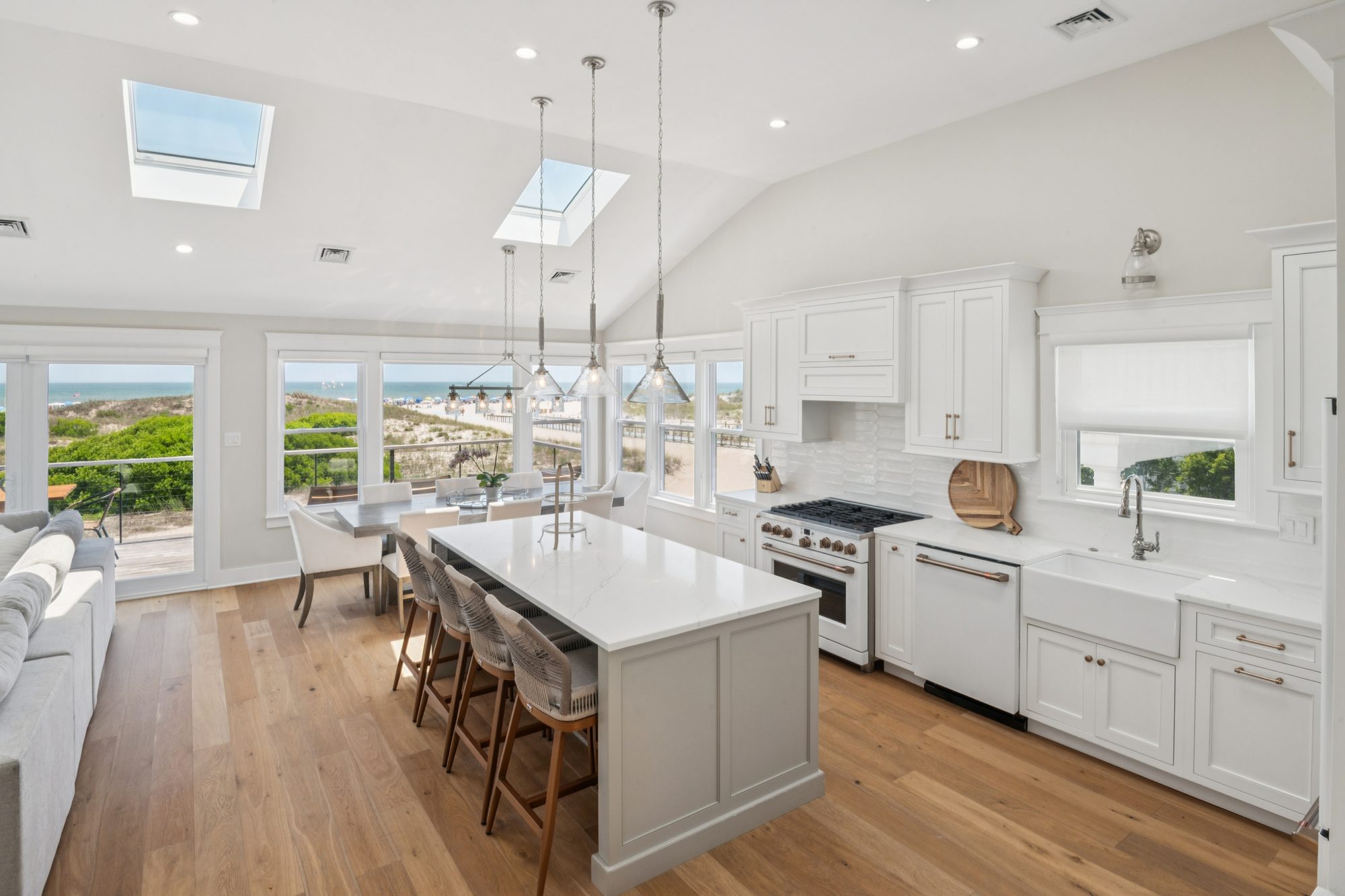 Ocean Panorama, Kitchen